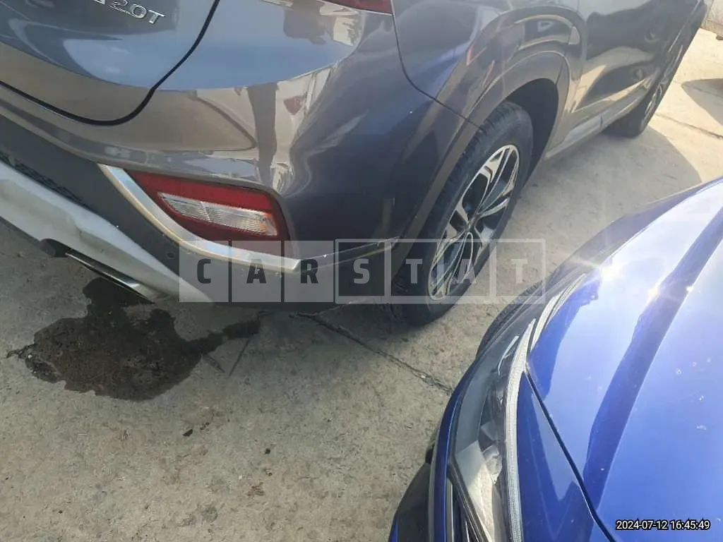 Photo 2 of 9: 2019 Hyundai Santa Fe — Korean insurance auction