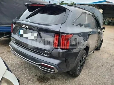 Photo 1 of 17: 2023 Kia Sorento Gasoline 4WD, VIN KNARM81FHPA229541 — Korean insurance auction