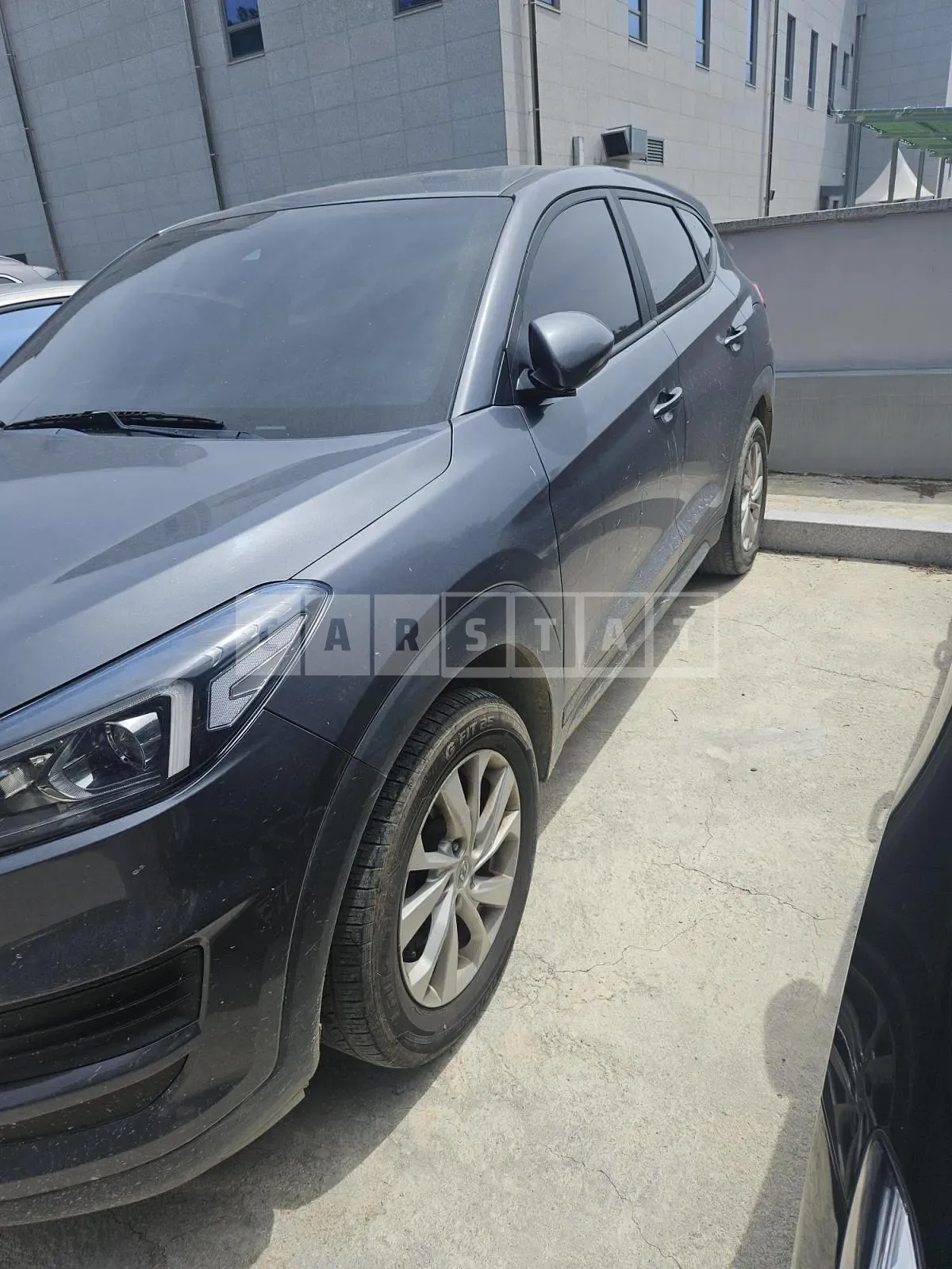 Photo 2 of 3: 2017 Hyundai Tucson TL 1.7, VIN KMHJ2815GJU521013 — Korean insurance auction
