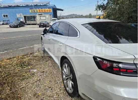 Photo 2 of 14: 2023 Volkswagen Arteon 2.0TDI — Korean insurance auction