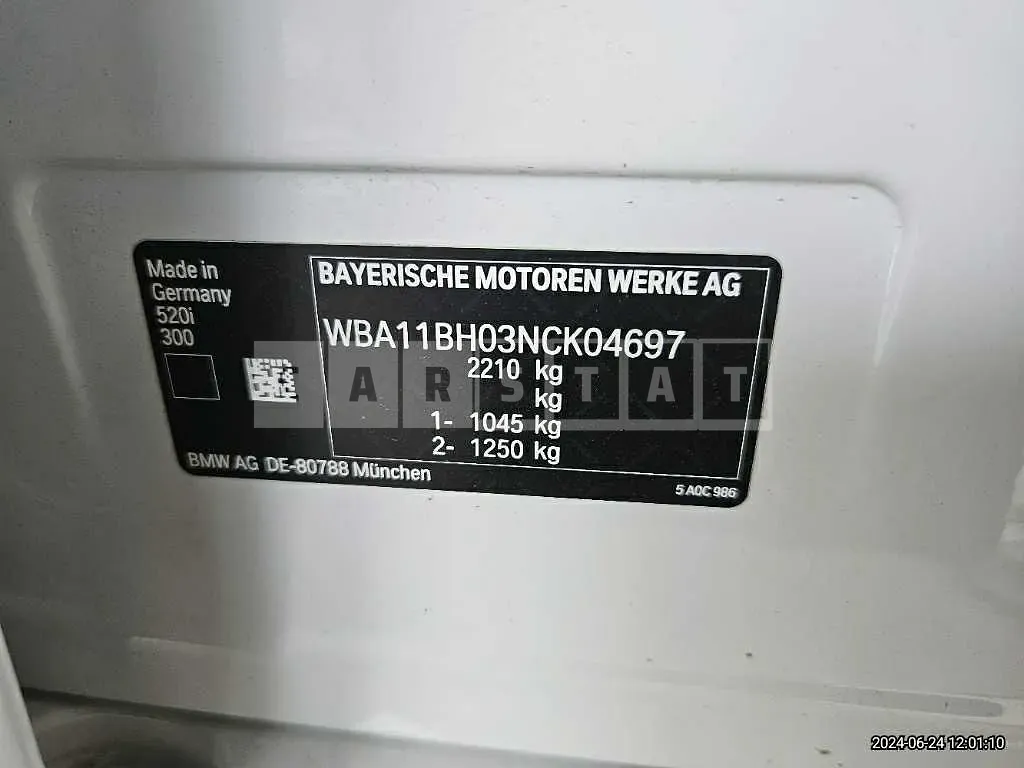 Photo 2 of 23: 2022 BMW 520i, VIN WBA11BH03NCK04697 — Korean insurance auction