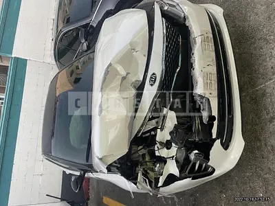 Photo 1 of 15: 2016 Kia K5, VIN KNAGU416BGA064854 — Korean insurance auction