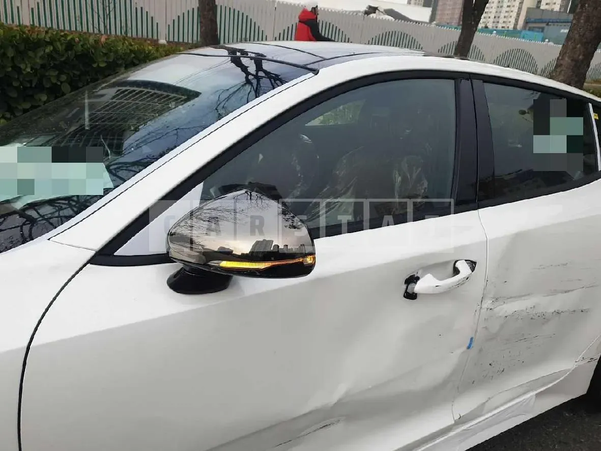 Photo 2 of 13: 2022 Kia Stinger — Korean insurance auction