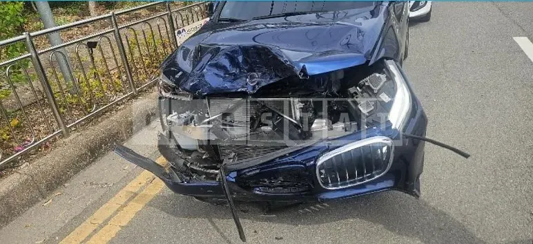 Photo 2 of 6: 2016 BMW X1 xDrive18d — Korean insurance auction