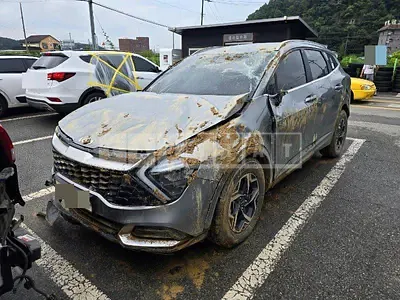 Photo 1 of 19: 2023 Kia Sportage 4WD — Korean insurance auction
