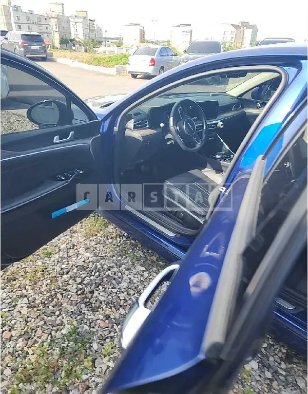 Photo 2 of 19: 2023 Kia K5 — Korean insurance auction