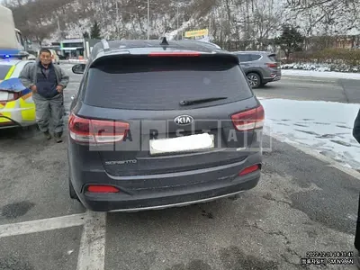 Photo 1 of 5: 2015 Kia Sorento, VIN KNAPK81ABFA101902 — Korean insurance auction