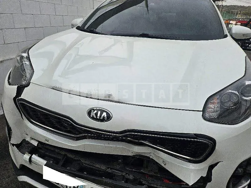 Photo 2 of 25: 2016 Kia Sportage, VIN KNAPR813BGK033481 — Korean insurance auction