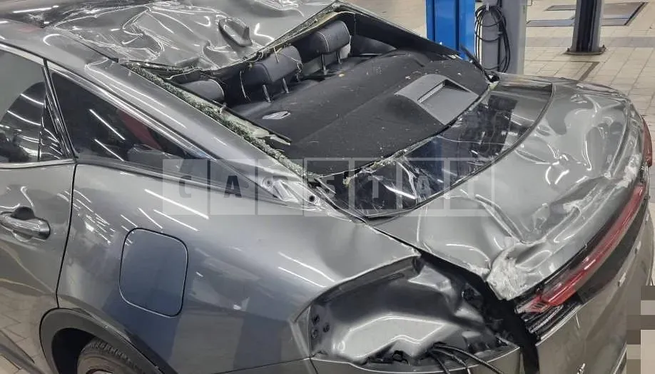 Photo 2 of 31: 2023 Toyota Crown Hybrid — Korean insurance auction