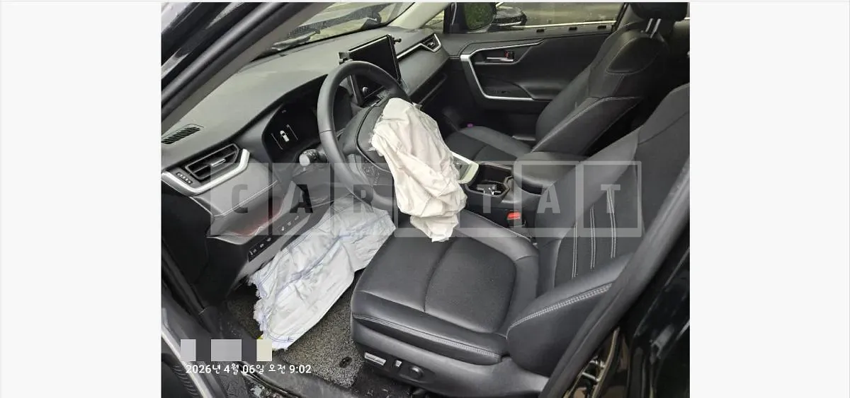 Photo 2 of 24: 2023 Toyota Lave 4 Hybrid AWD — Korean insurance auction