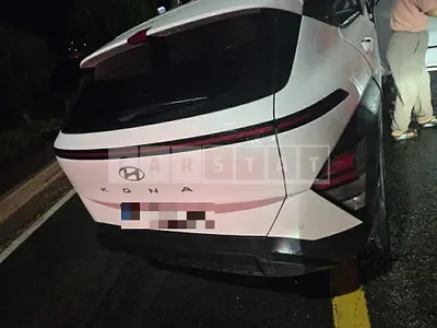 Photo 1 of 2: 2025 Hyundai Kona Gasoline — Korean insurance auction