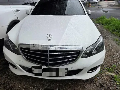 Photo 1 of 23: 2016 Mercedes-Benz E300 — Korean insurance auction