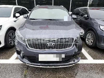 Photo 1 of 10: 2017 Kia Sorento, VIN KNAPH81BBJA406865 — Korean insurance auction