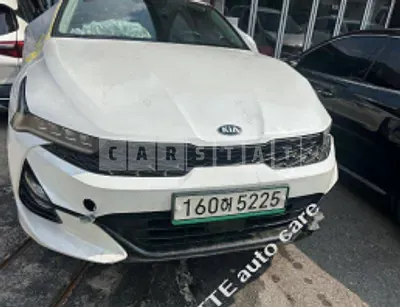 Photo 1 of 32: 2021 Kia K5, VIN KNAG141ABMA141054 — Korean insurance auction
