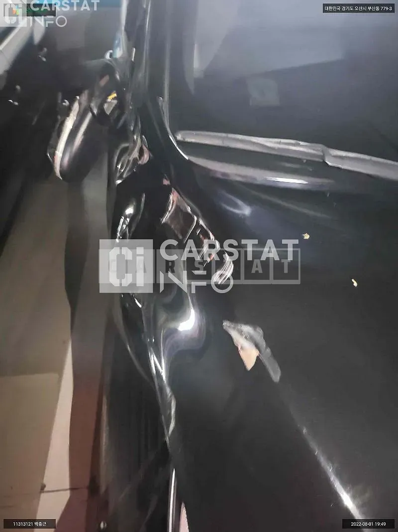 Photo 2 of 15: 2017 Kia Carnival, VIN KNAMB81ABJS380671 — Korean insurance auction