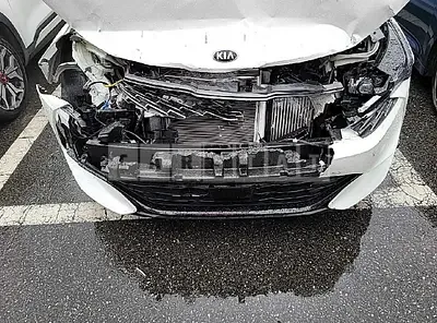 Photo 1 of 37: 2021 Kia K5, VIN KNAG3412BMA112699 — Korean insurance auction