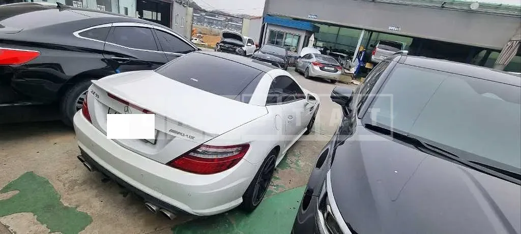 Photo 2 of 16: 2016 Mercedes-Benz SLK200, VIN WDDPK3EA7GF116434 — Korean insurance auction