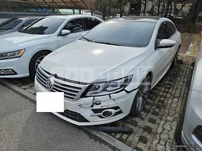 Photo 1 of 35: 2015 Volkswagen CC 2.0 TDI Blue Motion, VIN WVWZZZ3CZFE810717 — Korean insurance auction