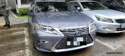 Photo 1 of 18: 2016 Lexus Subxus ES300h — Korean insurance auction