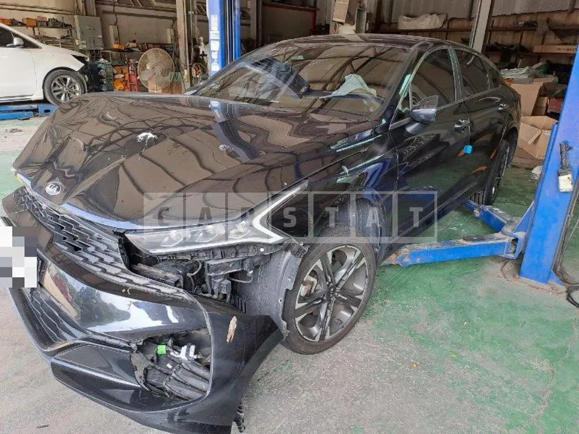 Photo 2 of 18: 2020 Kia K5 2.0, VIN KNAG341ABLA055286 — Korean insurance auction