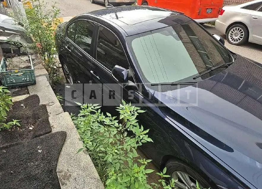 Photo 2 of 13: 2016 BMW 320d — Korean insurance auction