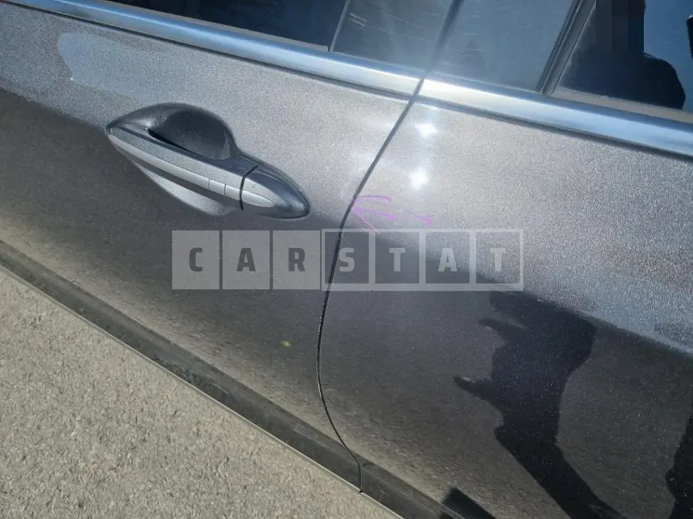 Photo 2 of 14: 2018 Genesis G80 3.3 — Korean insurance auction