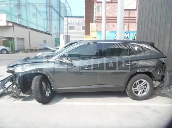 Photo 2 of 46: 2024 Hyundai Tucson, VIN KMHJB81BHRU380859 — Korean insurance auction