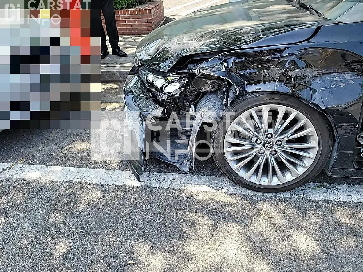 Photo 2 of 16: 2020 Toyota Avalon, VIN 4T1B21FB6LU013359 — Korean insurance auction