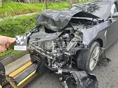 Photo 1 of 10: 2020 Genesis G70, VIN KMTG441BDLU059408 — Korean insurance auction