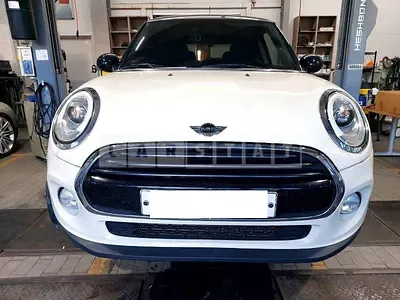 Photo 1 of 38: 2017 MINI Cooper D — Korean insurance auction