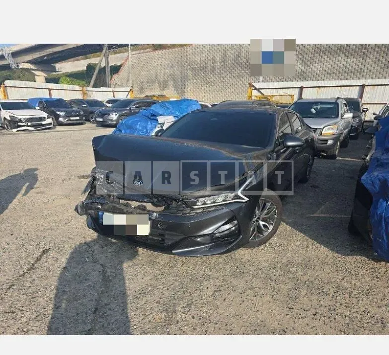 Photo 2 of 6: 2021 Kia K5 — Korean insurance auction