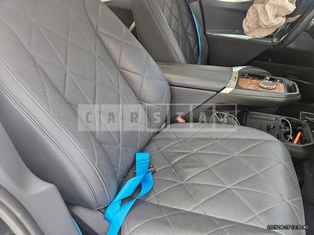 Photo 2 of 21: 2022 BMW iX xDrive50 — Korean insurance auction