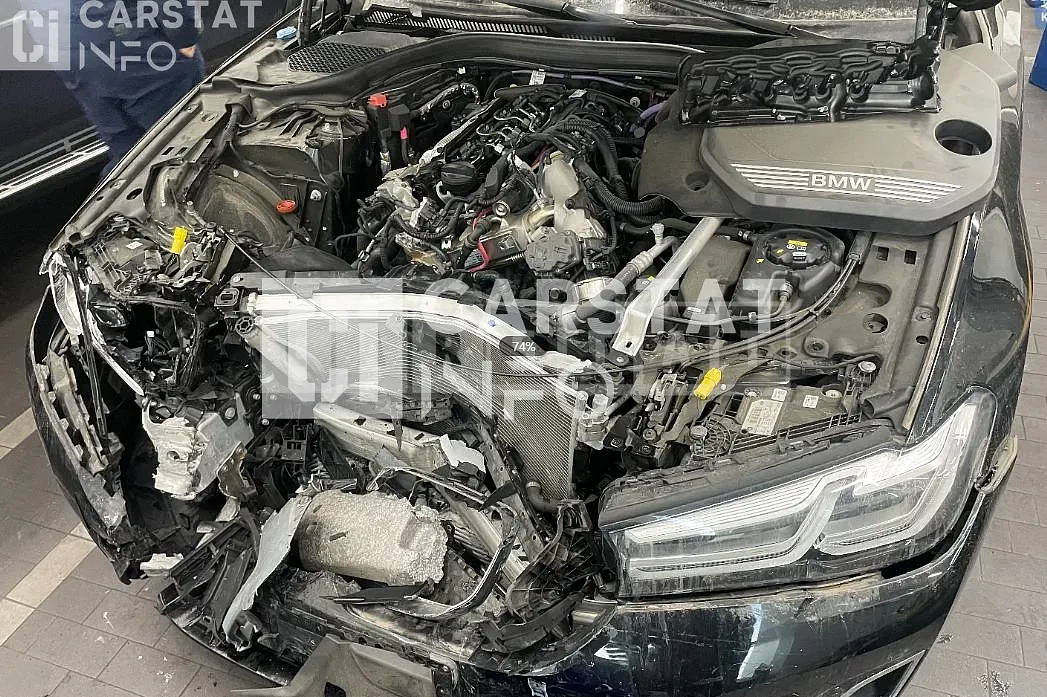 Photo 2 of 24: 2020 BMW 523d xDrive — Korean insurance auction