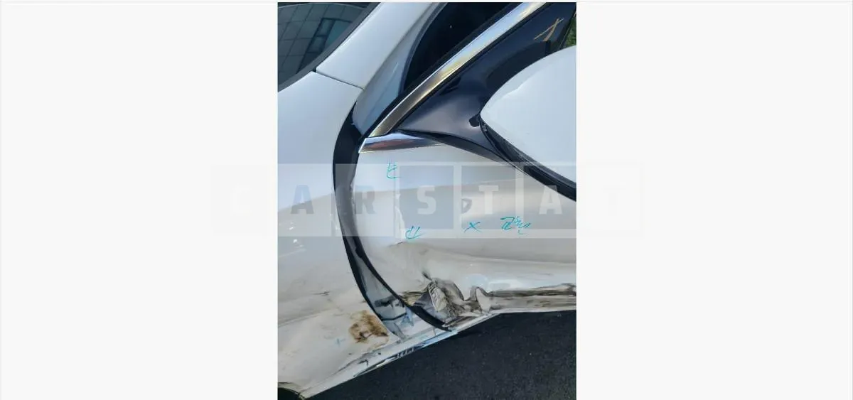 Photo 2 of 18: 2025 Mercedes-Benz E 350 e 4Matic — Korean insurance auction