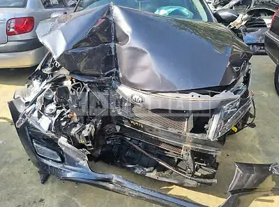 Photo 1 of 17: 2015 Kia K5, VIN KNAGL419BFA587602 — Korean insurance auction