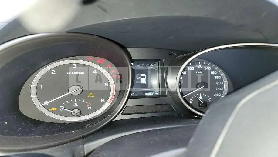 Photo 2 of 61: 2016 Hyundai Santa Fe 2.0 — Korean insurance auction