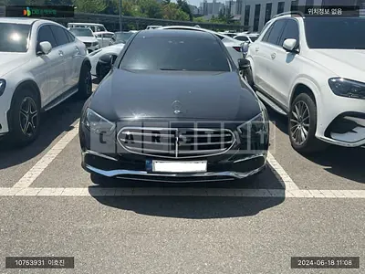 Photo 1 of 33: 2021 Mercedes-Benz E250, VIN W1KZF4FB1MA963002 — Korean insurance auction