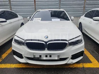 Photo 1 of 14: 2018 BMW Calm 540i xDrive — Korean insurance auction