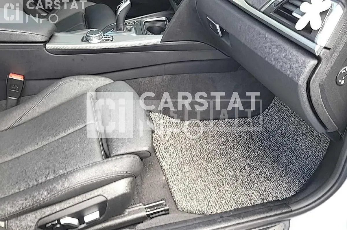 Photo 2 of 6: 2018 BMW 침bmw 320d M Sport Package WLTP — Korean insurance auction