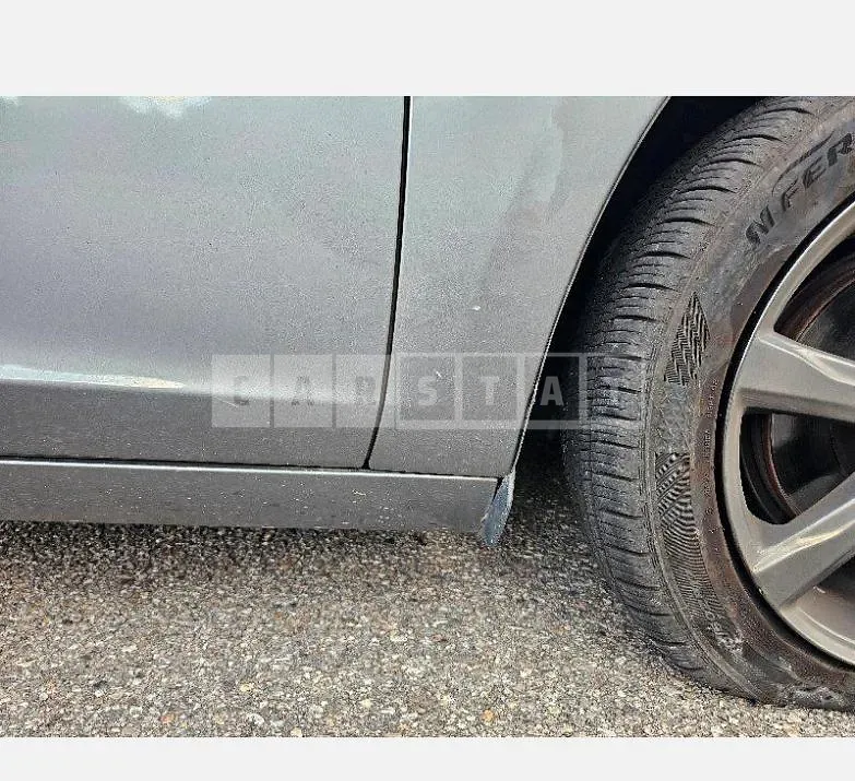 Photo 2 of 27: 2018 Volvo S60D3 — Korean insurance auction