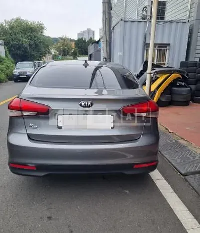 Photo 1 of 11: 2016 Kia Kz — Korean insurance auction