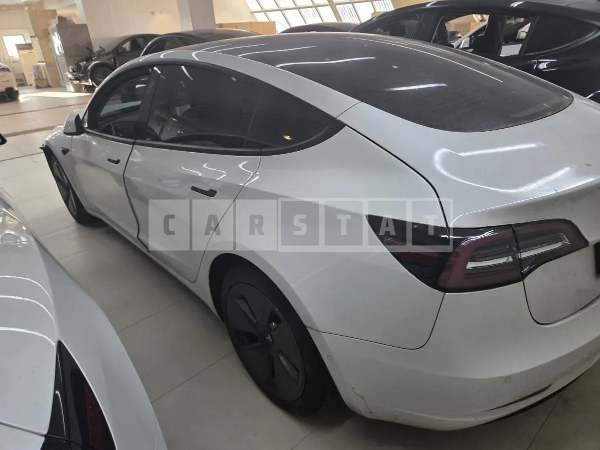 Photo 2 of 8: 2021 Tesla Model 3 Long Range, VIN 5YJ3E1EB0MF885631 — Korean insurance auction