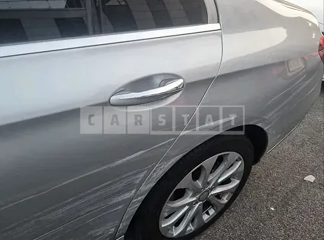 Photo 2 of 9: 2017 Mercedes-Benz E 300 4Matic, VIN WDDZF4KB1HA179799 — Korean insurance auction