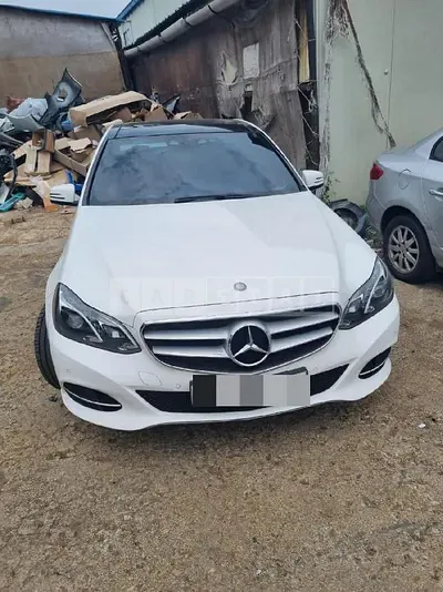 Photo 1 of 33: 2014 Mercedes-Benz E250 CDI 4Matic — Korean insurance auction