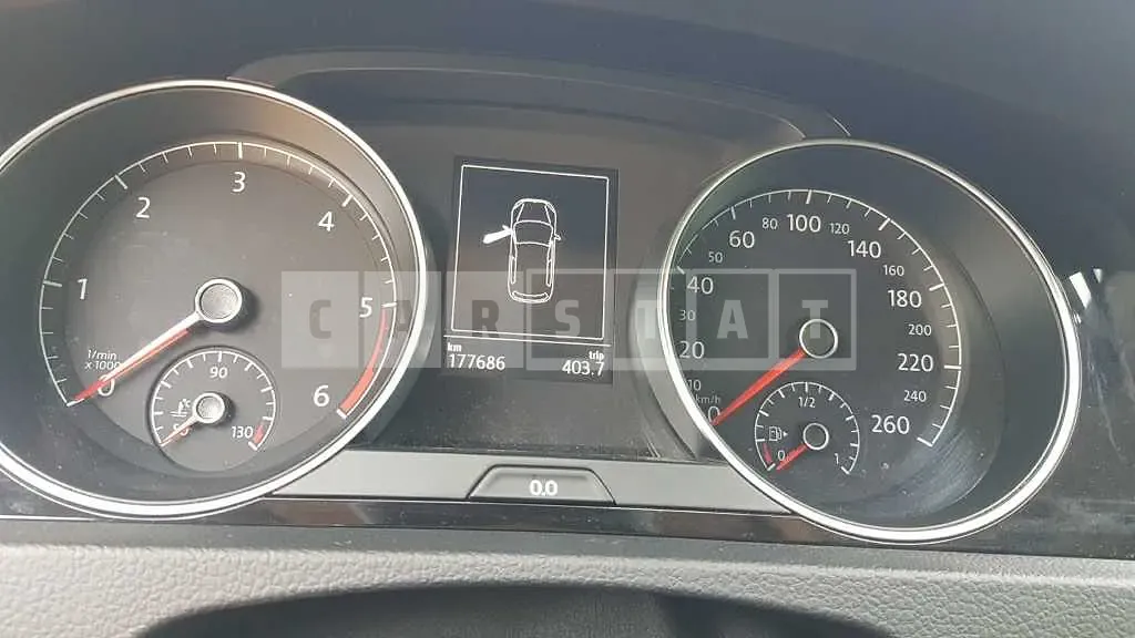 Photo 2 of 10: 2016 Volkswagen Golf 2.0 TDI BMT, VIN WVWZZZAUZGW097429 — Korean insurance auction