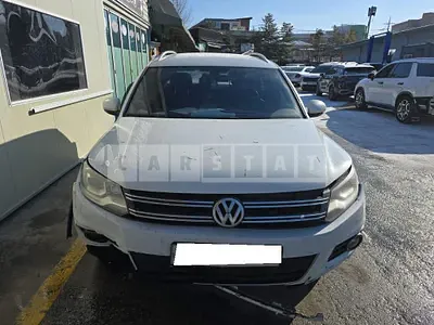 Photo 1 of 41: 2016 Volkswagen Tiguan 2.0 TDI BMT, VIN WVGZZZ5NZGW540344 — Korean insurance auction