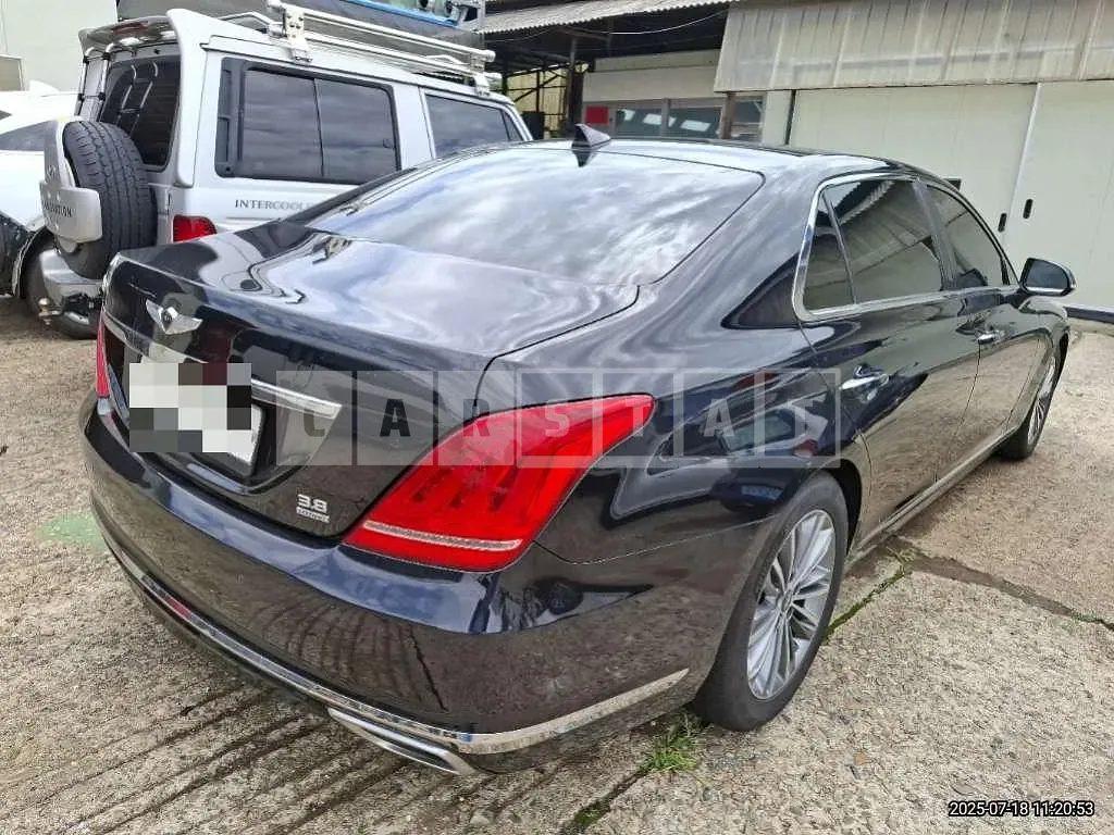 Photo 2 of 9: 2017 Genesis EQ900 3.8 — Korean insurance auction
