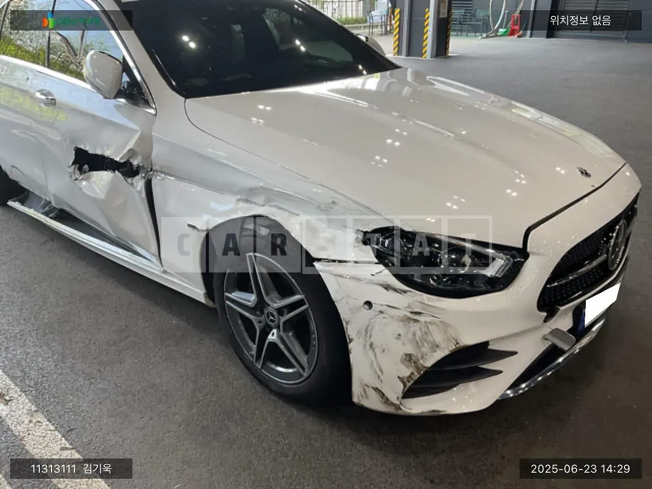 Photo 2 of 18: 2023 Mercedes-Benz E250, VIN W1KZF4FB2PB159290 — Korean insurance auction