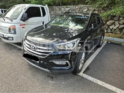 Photo 1 of 7: 2018 Hyundai Santa Fe — Korean insurance auction