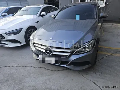 Photo 1 of 28: 2016 Mercedes-Benz C200 d, VIN WDDWF3HB9HR232299 — Korean insurance auction